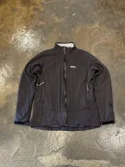 2025年最新】パタゴニア ソフトシェルの人気アイテム - メルカリ