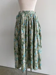 ina 前タックインベル変形ポケット後ゴムスカート 216128　ナチュラル×グリーン