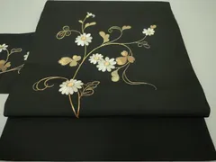 平和屋着物●塩瀬　九寸名古屋帯　総刺繍　花唐草文　黒地　金糸　逸品　DAAS3546ps