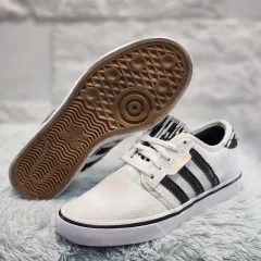 2025年最新】adidas スニーカーの人気アイテム - メルカリ
