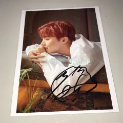 セール中…J-HOPE直筆サイン入り超 特大写真…ジェイホープ…BTS… ミュージシャン