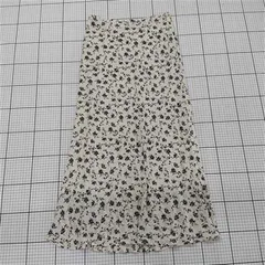 ◇ Θ ユナイテッドアローズ 総柄 ロング マーメイド スカート サイズ40 アイボリー ブラック系 レディース E  【1509180010483】