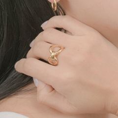 指輪 リング レディース 金属アレルギー対応 つけっぱなしOK サージカルステンレス 316L 錆びない ノット 結び目 カジュアル メタル ごつめ ルピス LUPIS st0087