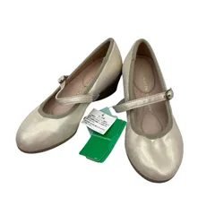 TR6 【訳あり！ほぼ未使用】UNITED COLORS OF BENETTON ユナイテッド カラーズ オブ ベネトン レディース ベージュ  パンプス　左足21.5cm  右足21.0cm 吸水速乾  インソール 撥水 ストラップ