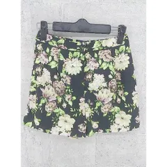 ◇ FRAY I.D フレイ アイディー 花柄 ショート パンツ 1 ブラック マルチ レディース  【中古】 【1002797734365】のサムネイル