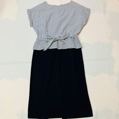 美品　（　）フェリシモ　縦ストライプ半袖ロングワンピース　ネイビー　ホワイト　紐リボン付　M