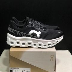 新品未使用 On オン Cloudmonster クラウドモンスター 靴 シューズ スニーカー ランニングシューズ ジョギングシューズ スポーツスタイルシューズ#わふうひゃっぽうばこ
