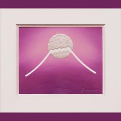 ○『紫の富士』○がんどうあつし絵画油絵F3号ホワイト額縁付○モーヴ