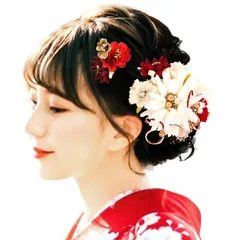 着物 つまみ細工 和装 七五三 結婚式 着物 振袖 髪 花 飾り 卒業式 髪留め 水引細工 袴 高級造花 浴衣 ヘアアクセサリー 成人式 2カラー (赤 髪飾り × [OTAKUMARKET] 白)