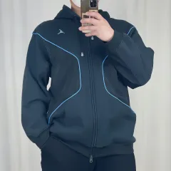 Nike(ナイキ） ジョーダン ネイビー 裏起毛 フード付き ジップアップパーカー M 250326