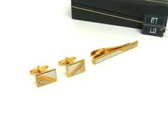 Item thumbnail for item 451f5381-62b0-49b7-afa6-92b415c2932b