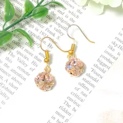 スワロフスキー・クリスタルのシンプルピアス