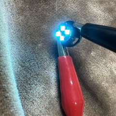 自動で色の変わるLEDバルブ　T4.7 マイクロLED L型