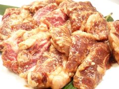 中落ちカルビ 霜降り やわらか 牛 タレ 付き スライス  500g  味付き・牛中落ちカルビ・