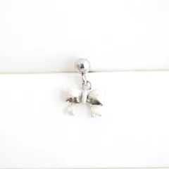 １８Ｇ軟骨彩りリボン ボディピアス 軟骨ピアス 耳ピアス 片耳ピアス