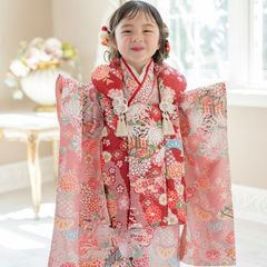 Item thumbnail for item d9646136-d4d5-4eaa-8aad-82a79cf3968f