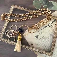 ✨★【ブルーフラワー】と【キラキラチャーム】の「ストラップ」（ハンドメイド）★✨