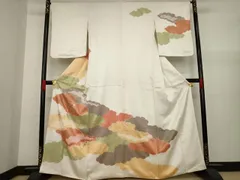 平和屋着物●訪問着　絞り　刺繍　雲重ね花文　金彩　正絹　逸品　AAAY9799ck