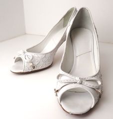 ✨ 【Christian Dior クリスチャンディオール 白 パンプス】正規品✨上品でエレガントな一足