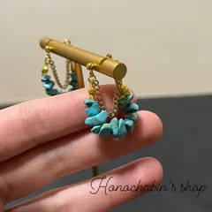【925:印字あり】さざれ石ターコイズ×ゴールドチェーンのフープピアス