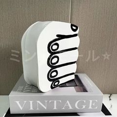 Item thumbnail for item 3902bc9c-d093-4ca7-b2ae-519a1899d525