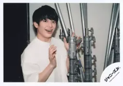 【中古】生写真(ジャニーズ) Ambitious/真弓孟之/横型・上半身/「Summer Paradise 2023」グッズオフショット/公式生写真