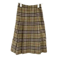 2025年最新】バーバリースカートの人気アイテム - メルカリ