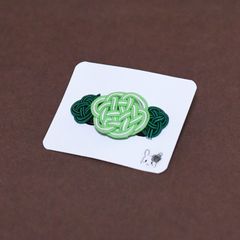 亀結びのバレッタ