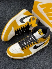 2024年最新】jordan 1 yellow ochreの人気アイテム - メルカリ