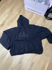 2025年最新】yeeZy gap パーカーの人気アイテム - メルカリ