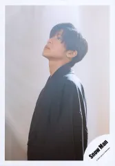 【中古】生写真(ジャニーズ) Snow Man/目黒蓮/上半身/シングル「タペストリー / W」MV＆ジャケ写オフショット/公式生写真