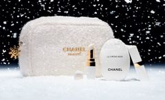 CHANEL シャネル