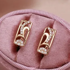 14KGP 透かし彫り スクエア 高級 小粒 ジルコン ローズゴールド ピアス