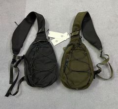 Burberryバーバリーピンクチェック柄中古戦馬脇の下バッグ - メルカリ 