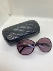 Chanel サングラス　5304-A CHANEL Chain Sunglasses 5304 Black 688719 | FASHIONPHILE