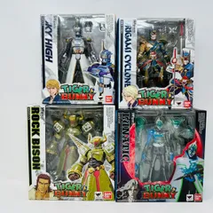 S.H.Figuarts TIGER & BUNNY フィギュア 4体 セット / フィギュアーツ スカイハイ 折紙サイクロン ロックバイソン ルナティック タイバン