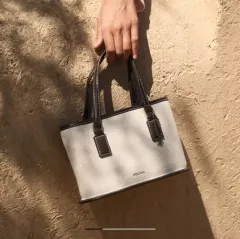 FOLNUA(フォルニュア) 巣穴 キャンバスバッグ 新品