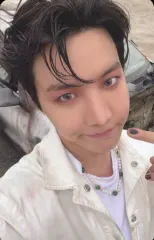 【中古】コレクションカード(男性) BTS(防弾少年団)/J-HOPE(ジェイホープ)/裏面黒・白/CD「Jack In The Box」封入特典フォトカードA