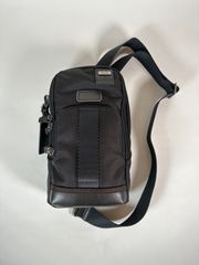 TUMI ALPHA CompactSling(22303911DO) - メルカリ