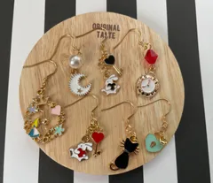 不思議の国のアリス　ピアス一式