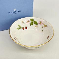 【未使用】 WEDGWOOD ウェッジウッド ワイルドストロベリー キャンディーボウル 直径約10.5ｃｍ　高さ約4ｃｍ　小ボウル　小鉢　洋食器 箱付き 保管品