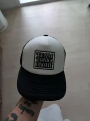 2025年最新】チーム友達 ブラックアイパッチ キャップの人気アイテム