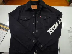 LEVI'S(リーバイス) ミッキーマウス コラボ 黒 デニム ジャケット