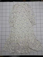 ◇ ⊇ mystic ミスティック 花柄 長袖 ロング丈 ワンピース サイズ２ クリーム系 レディース E  【1508260045568】