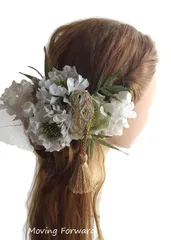 フラワーラプソディー White 成人式 七五三 卒業式 入学式 結婚式髪飾り