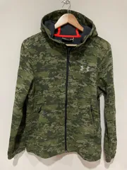 Under armour アンダーアーマー　フード付き　ジャージジャケット　Mサイズ