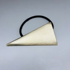 ヘアゴム　トライアングル　ゴールド
