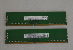 SKhynixメモリー 8GB　 PC4-2400T 　中古品×2枚　（821-3）
