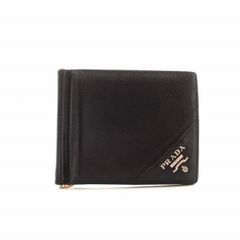【超美品・付属品完備✨】プラダ　マネークリップ　サフィアーノレザー ブラック PRADA（マネークリップ）のフリマアイテム一覧