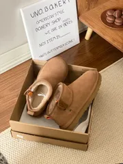 2024年最新】UGG スタッズ ブーツの人気アイテム - メルカリ